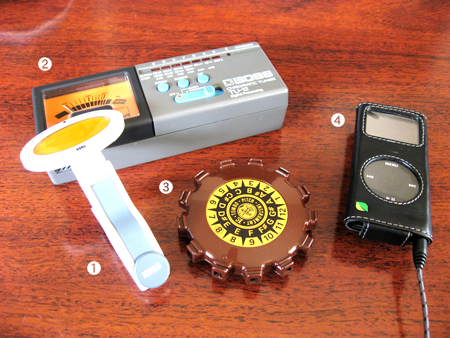 Tuners for the sanshin.